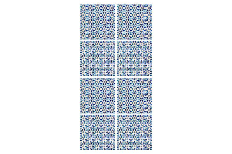 Los ocho paneles Amadora, impresos con azulejos tradicionales portugueses.